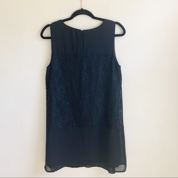 Cupcakes & Cashmere Candytuft Lace Shift Dress - Picture 4 of 6